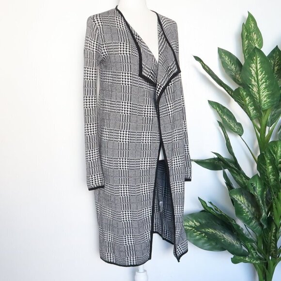 Vince Camuto Black White Houndstooth Plaid Open Front Long Knit Cardigan Sweater - Picture 7 of 11